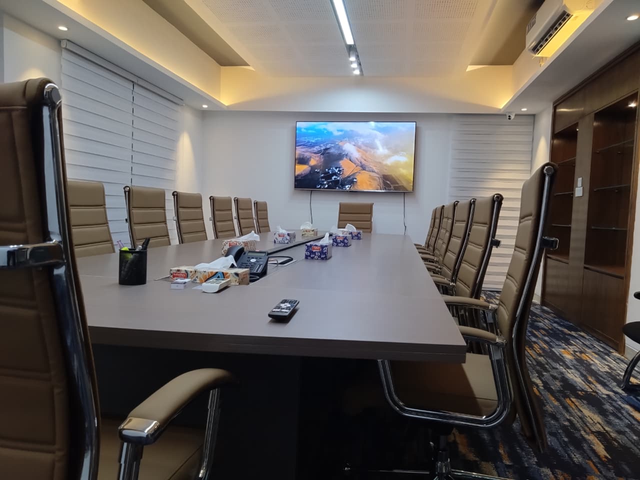 comclavemeetingroom