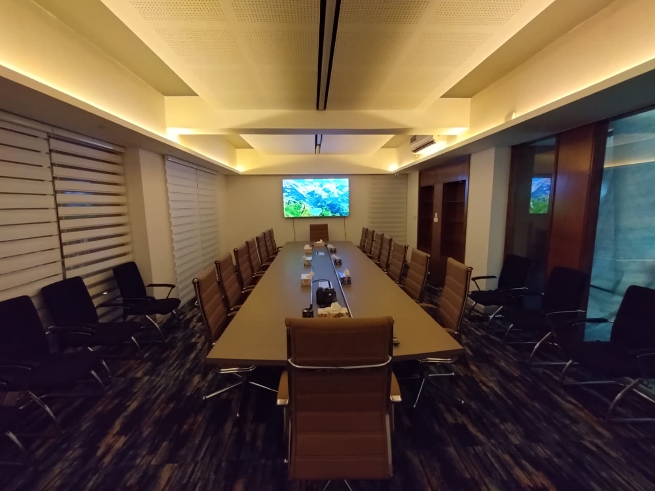 comclavemeetingroom